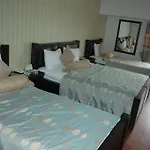 Ulasan Caravan Hotell