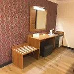 Hotell Ulasan Caravan 4*