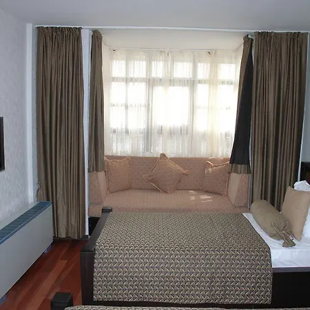 Ulasan Caravan מלון 4*