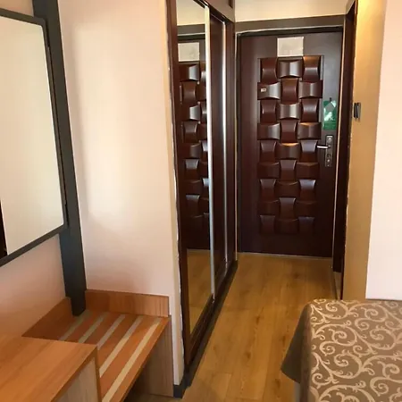 Ulasan Caravan Hotel