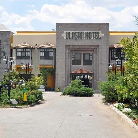 Ulasan Caravan Hotel