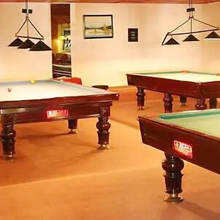 Hotel Ulasan Caravan 4*