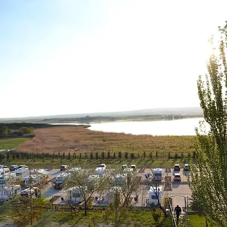 Ulasan Caravan Анкара