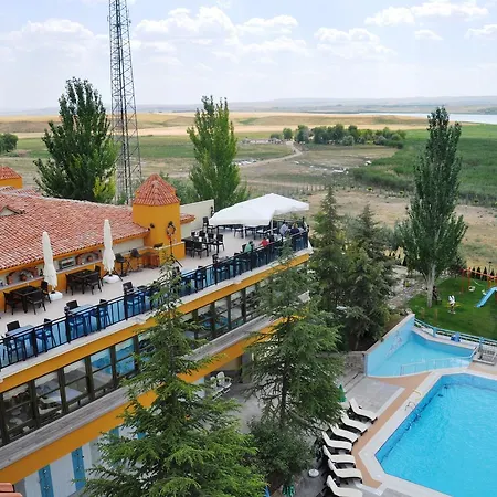 Szálloda Ulasan Caravan 4*