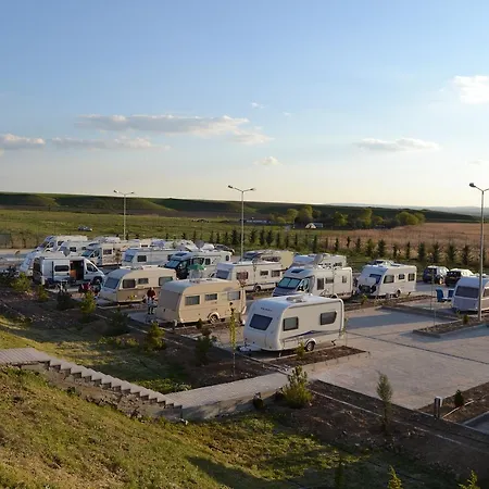 Ulasan Caravan 4* Анкара