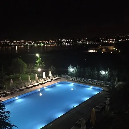 Szálloda Ulasan Caravan 4*