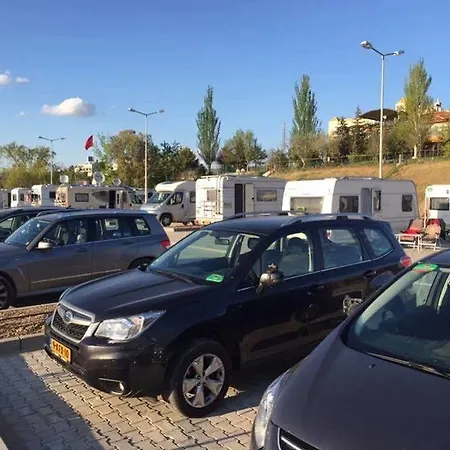 Ulasan Caravan Szálloda