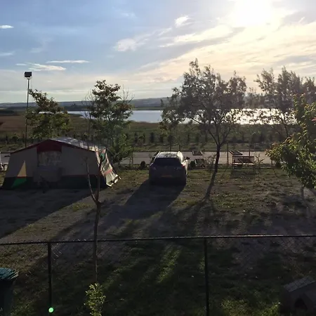 Ulasan Caravan מלון 4*